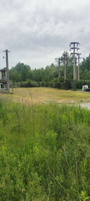 Vând teren intravilan