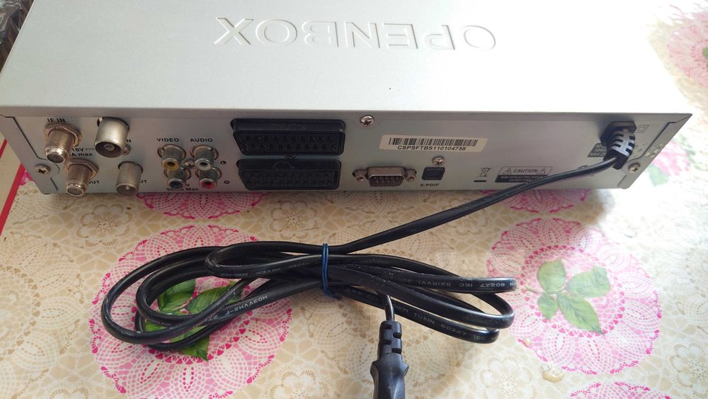 Спутниковый тюнер Openbox F-300FTA