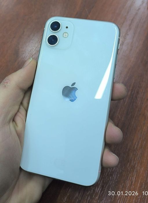 Продам iPhone 11, iOS 17.2