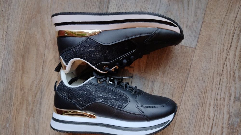 Нови Кожени обувки, Паоло Ботичели