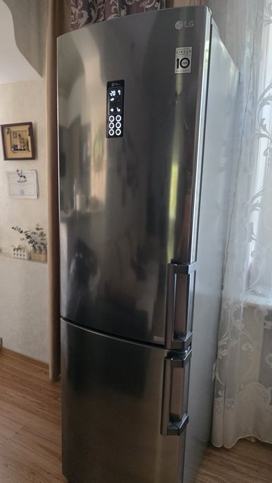 Продам холодильник LG,  394 литра