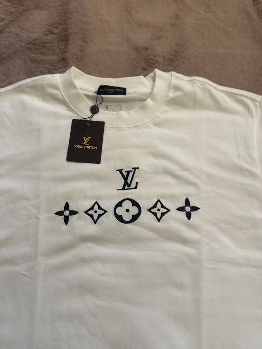 Tricou LV alb nou cu eticheta
