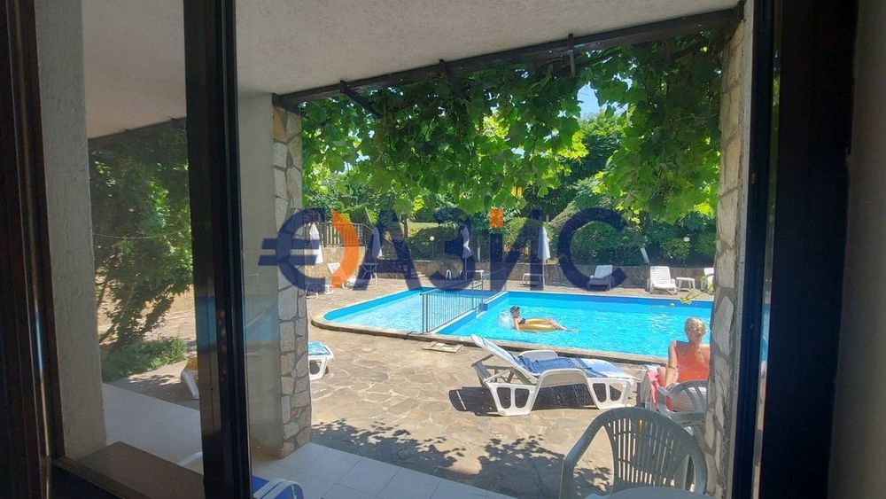 Продава се Двустаен апартамент в Свети Влас - 62 кв.м за 1267 €/кв.м - Снимка #12