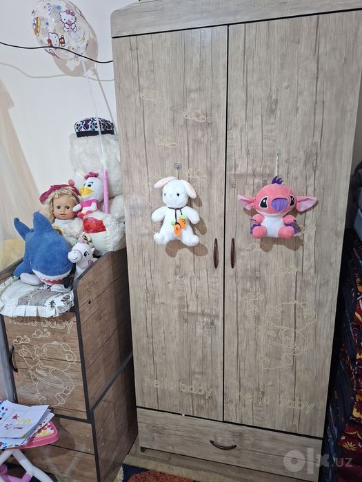 Продаётся Кроватка и шкаф