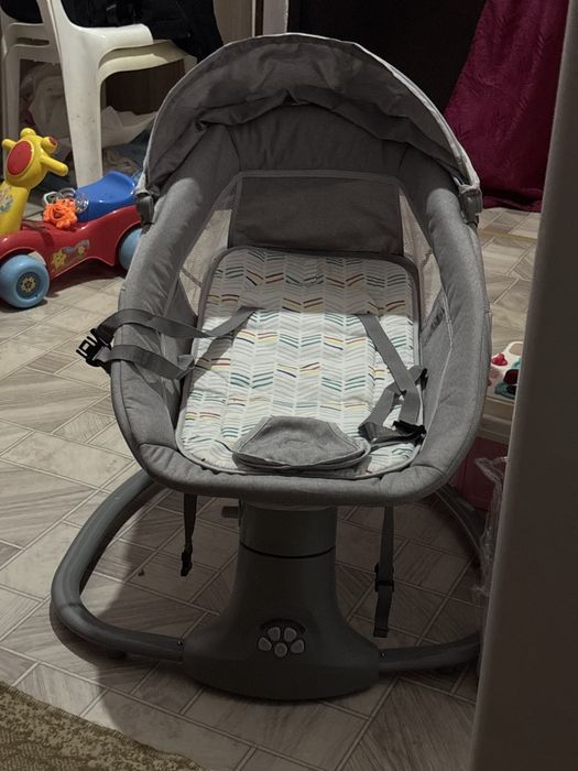 Продам качеля шезлонг