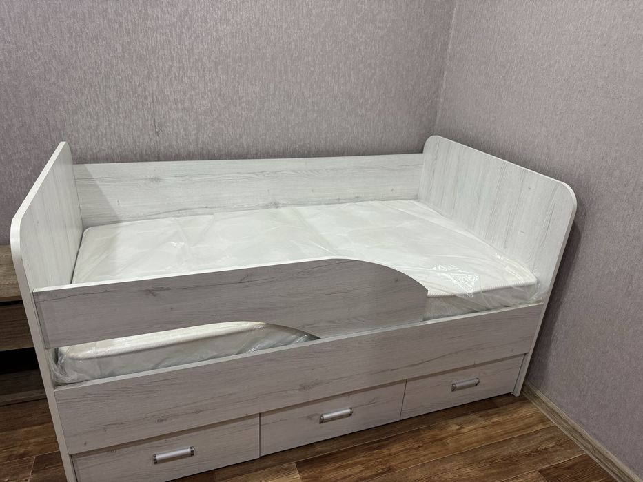 Продам детскую кровать