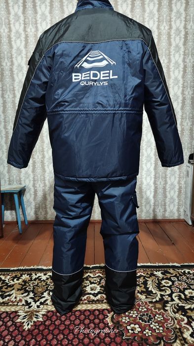 Куртка сатылады новый.