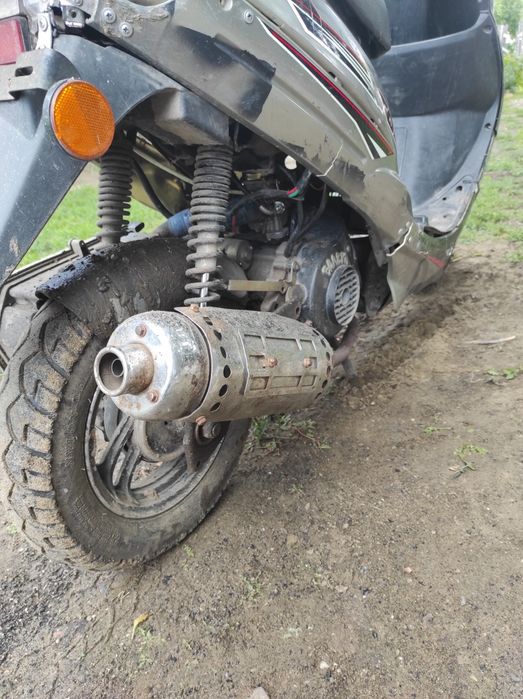 Продается скутер "Tour"