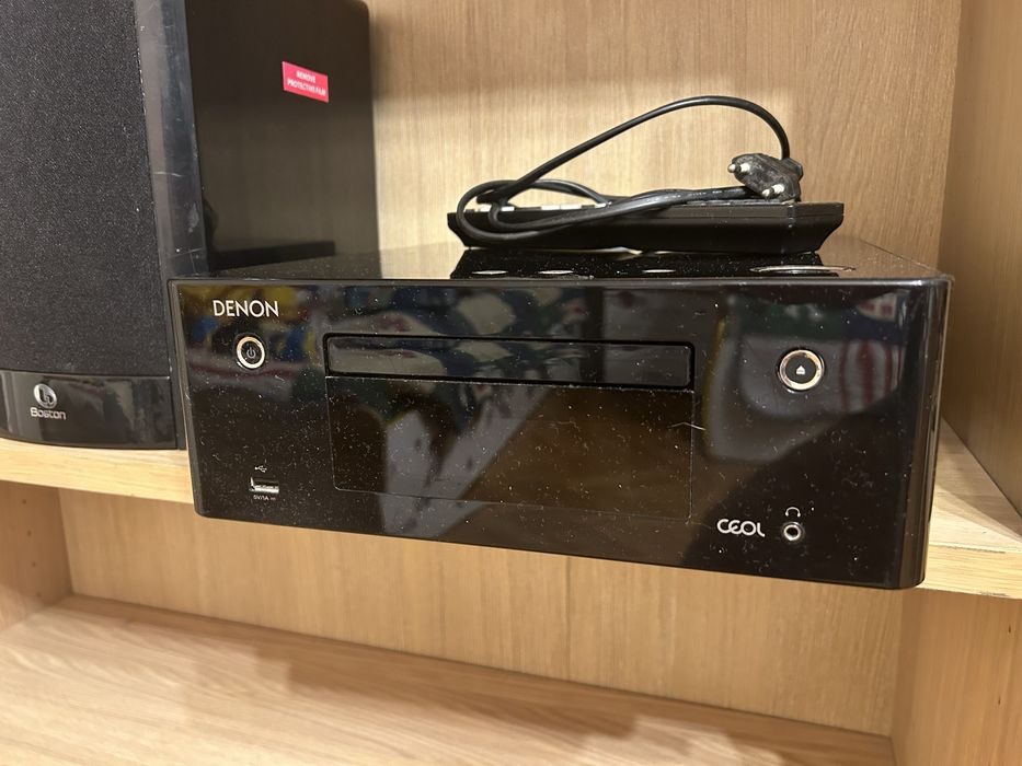 Denon Ceol N9 с тонколони, стойка и кабели