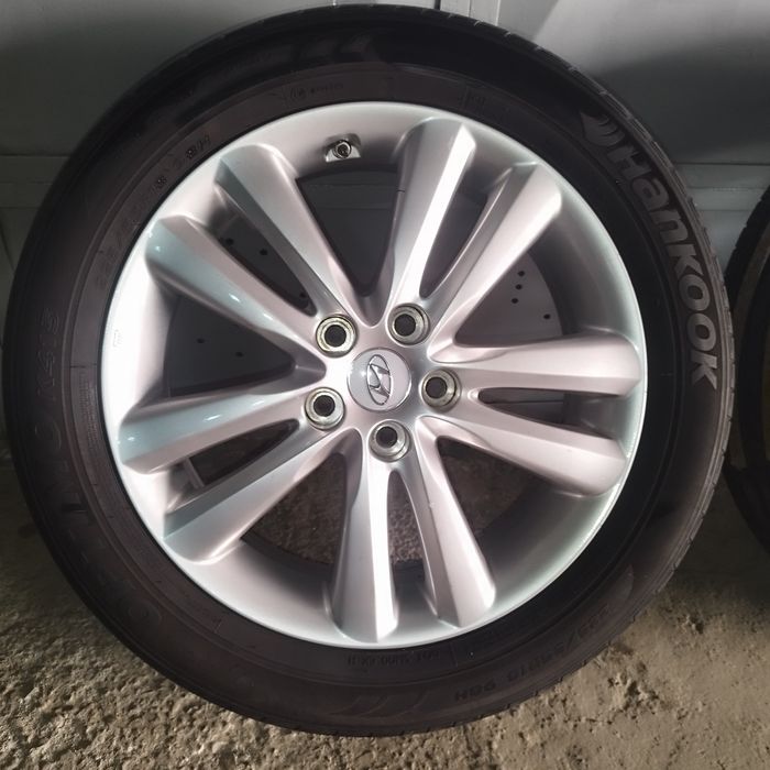 Джанти с гуми за Hyundai, 5×114.3 18 цола ET48
