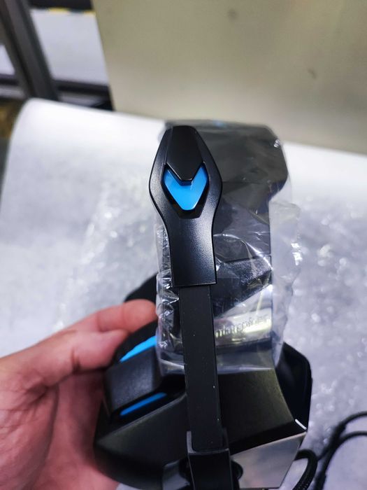 Căști gaming Hunterspider V-3 cu LED, sunet imersiv, noi