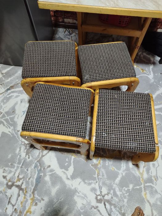 Стол стул сотилади