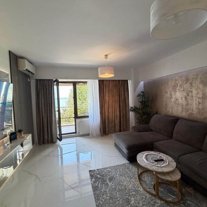 Apartament de inchiriat!