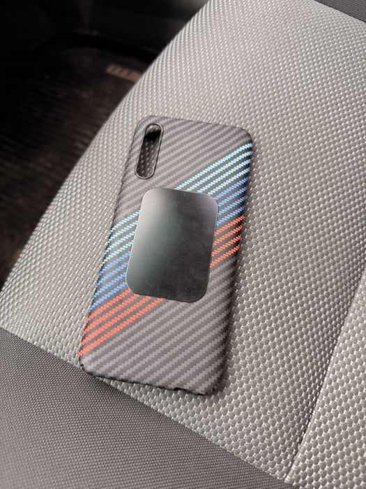 Sotiladi 2 ta tel samsung a30 s  va mi note 7 srochni