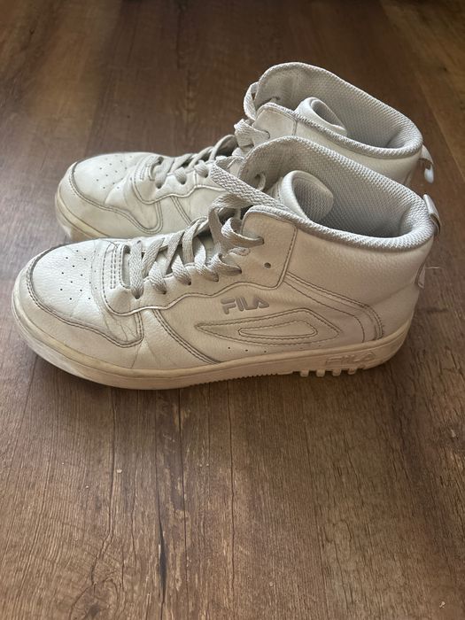 кроссовки fila белые