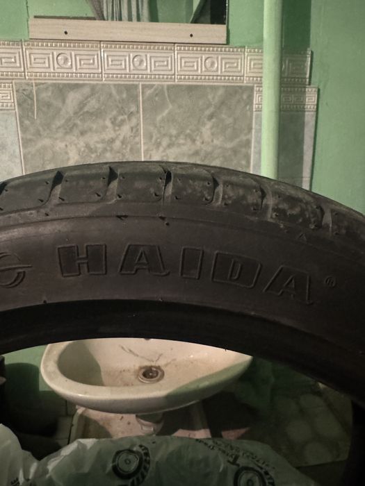 Резина летняя 225/45/18