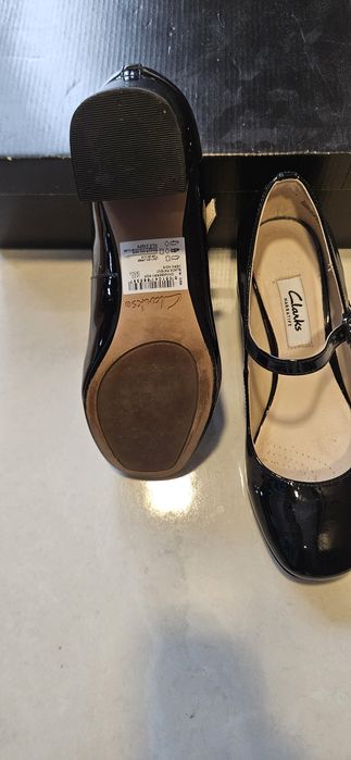 Дамски обувки, черен лак, Clark's тир Мери Джейн