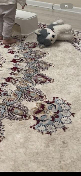 Продам ковры 2*3 и 2,5*4