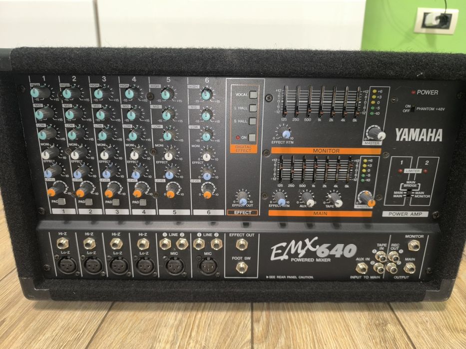 Yamaha EMX640 – mixer amplificat 6 canale, 2x200W, stare foarte buna
