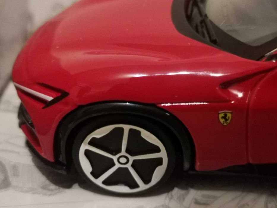 Продавам колички HW BMW/Audi и Bburago Race and Play Ferrari 1/43