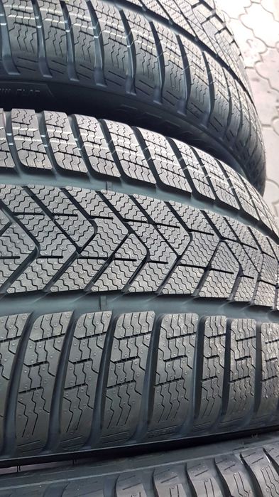 anvelope  275/40/20 Pirelli Winter Sottozero 3 * XL-RSC