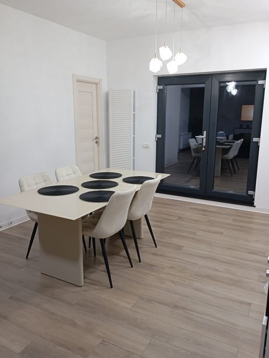 Case Lazu de vanzare