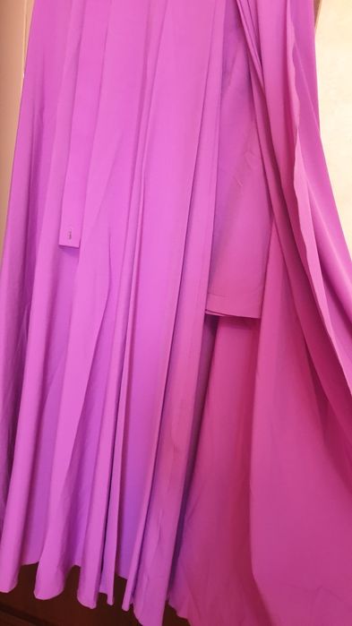 Продам платье нарядное