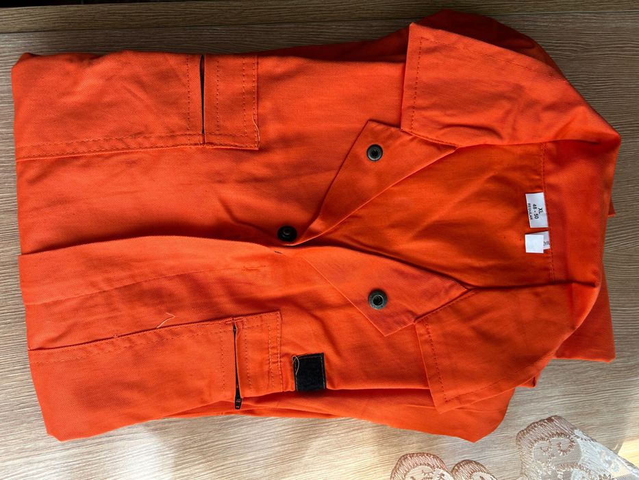 Мъжки работен гащеризон, цвят оранжев
