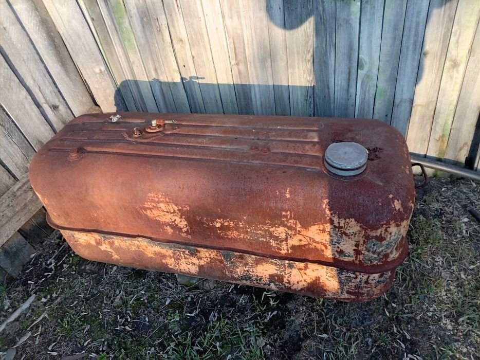 Продам бак на 400 литров