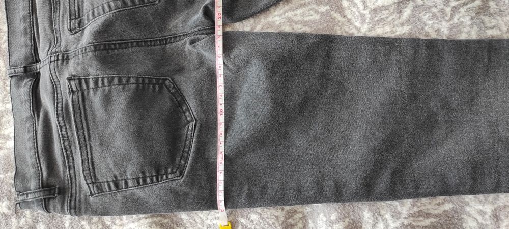 Дамско яке и дънки