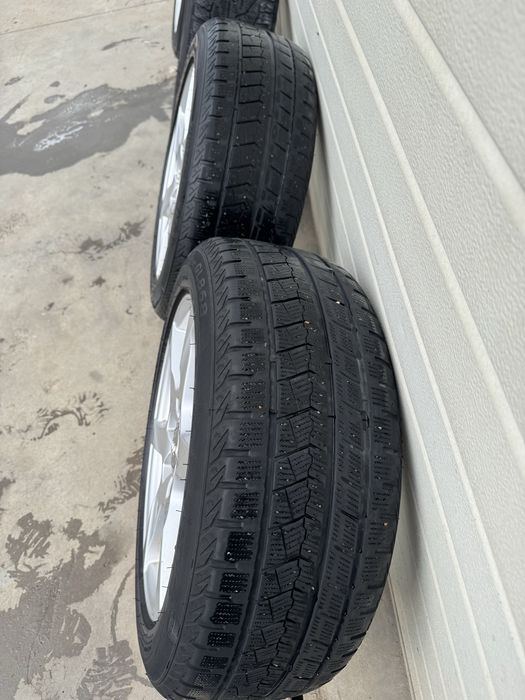 Jante R17 Audi 5x112 cu anvelope 225/50