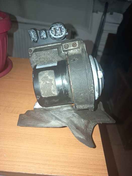 Motoraș servo Mercedes A180