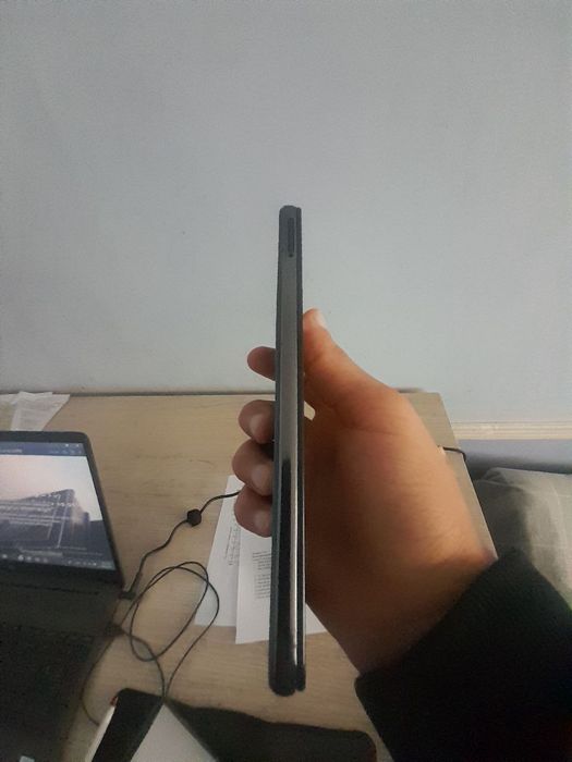 Samsung  A32  sotiladi kami bor.