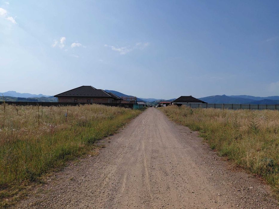 Ultimele Parcele Tarlungeni - 10 min Brasov - Teren de Vanzare 780 mp
