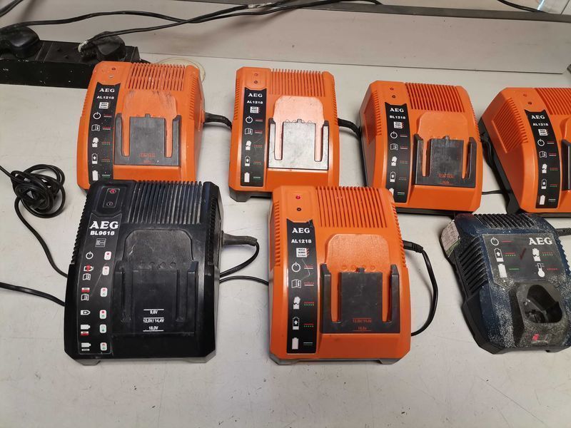 Зарядно / дни AEG - ЛОТ 10