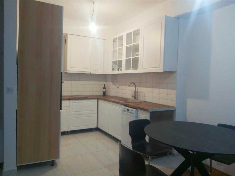 Дава се под наем Двустаен апартамент в Бургас, Възраждане - 48 кв.м за 204 € - Снимка #1