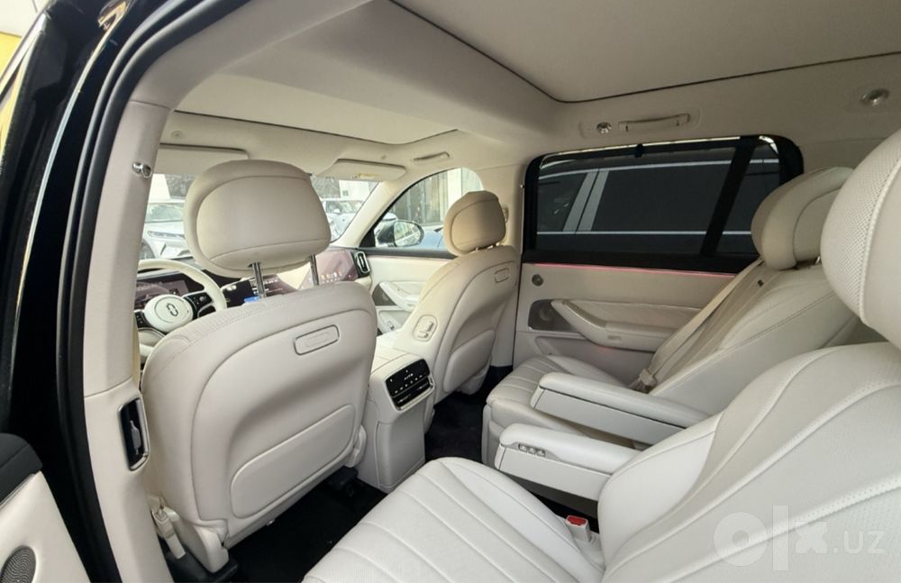 Aito M8 awd 2025 йил