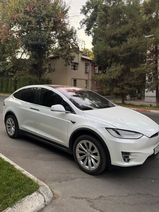 Срочно! Tesla model X Performance Ludicrouse mode