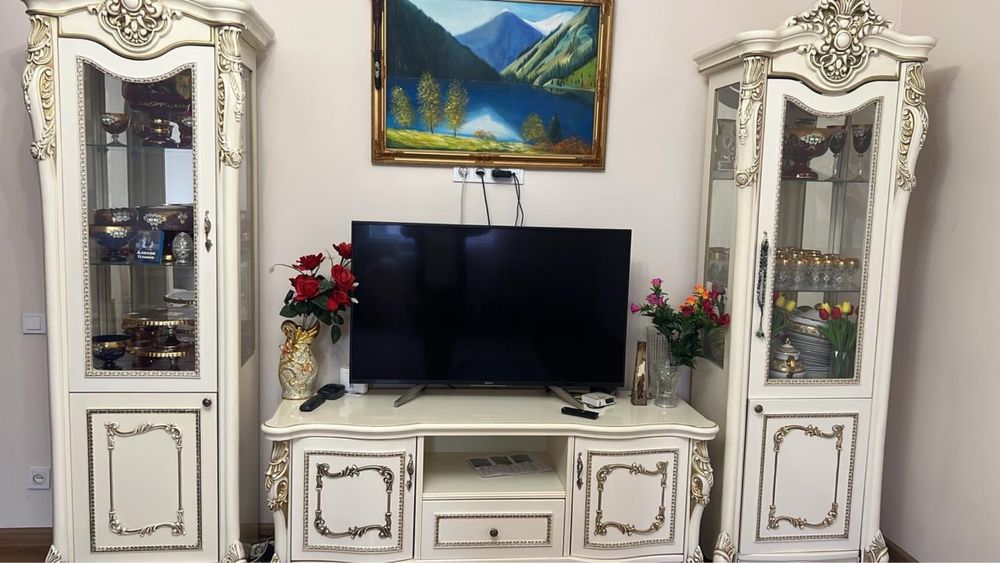 Продаем стенку для гостиной