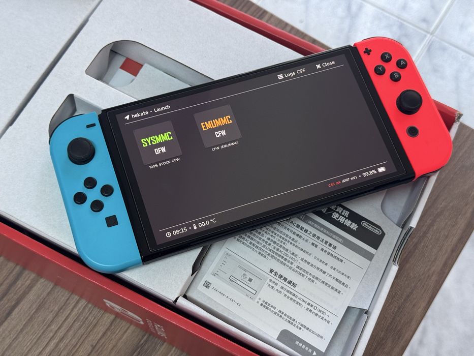 Nintendo Switch OLED с поставен чип