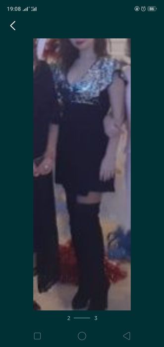 Продам платье с паетками