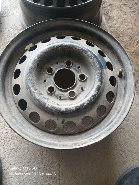 Диски железные,мерседес