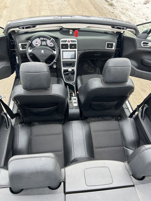 Peugeot 307 CC 2007 • 2.0 HDi •