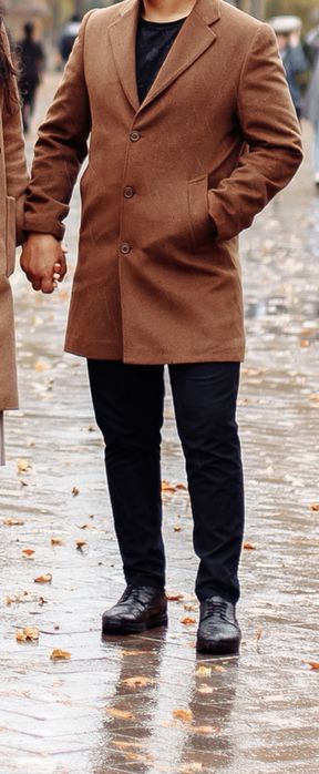 Мужской пальто продается