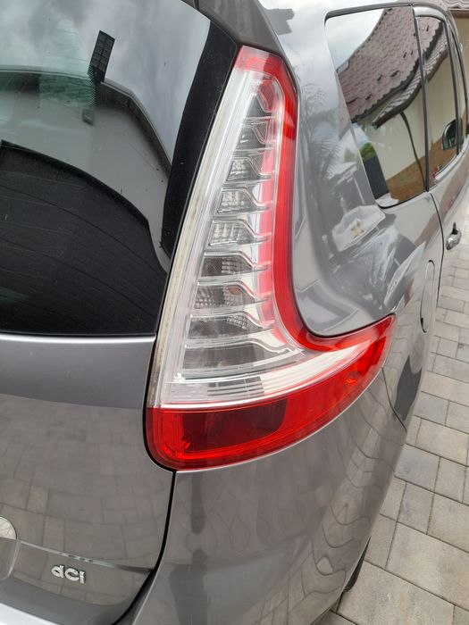 Stop Lampă Tripla Aripa Spate Stanga Dreapta Renault Grand Scenic 3