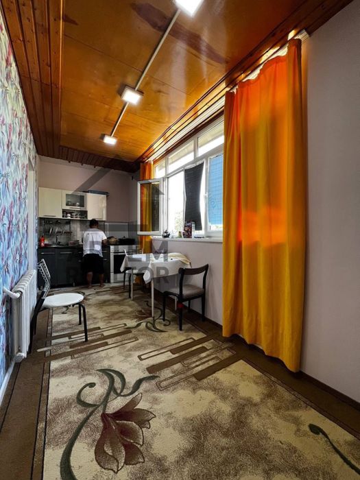 2в4/2/4 77 серия Дом быта м-ялангач / кирпич / все раздельно