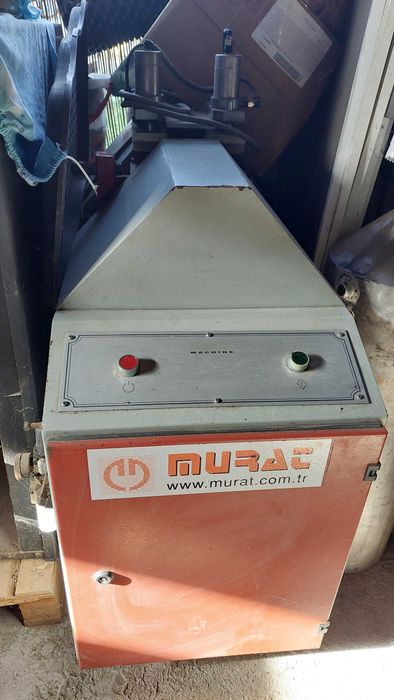 Машина за стъклодържател пвц Мурат червена