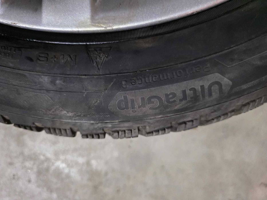 Roti Iarna BMW Style 385 R17 7.5J ET54 Goodyear noi 205 55 17 F45 F46