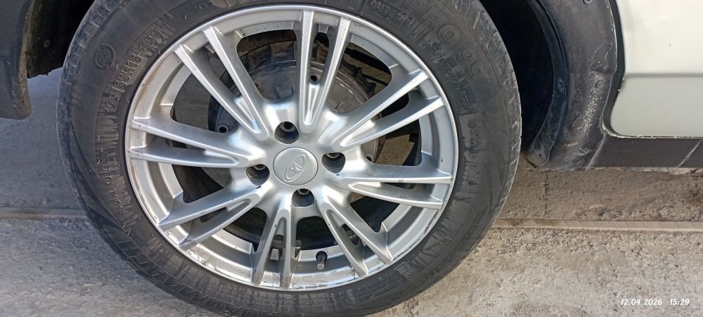 Колеса на 15 отличном состоянии