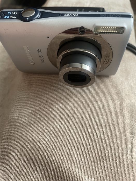 Canon ixus 105 12 Mpx,5x zoom optic,afisare data si ora pe poze